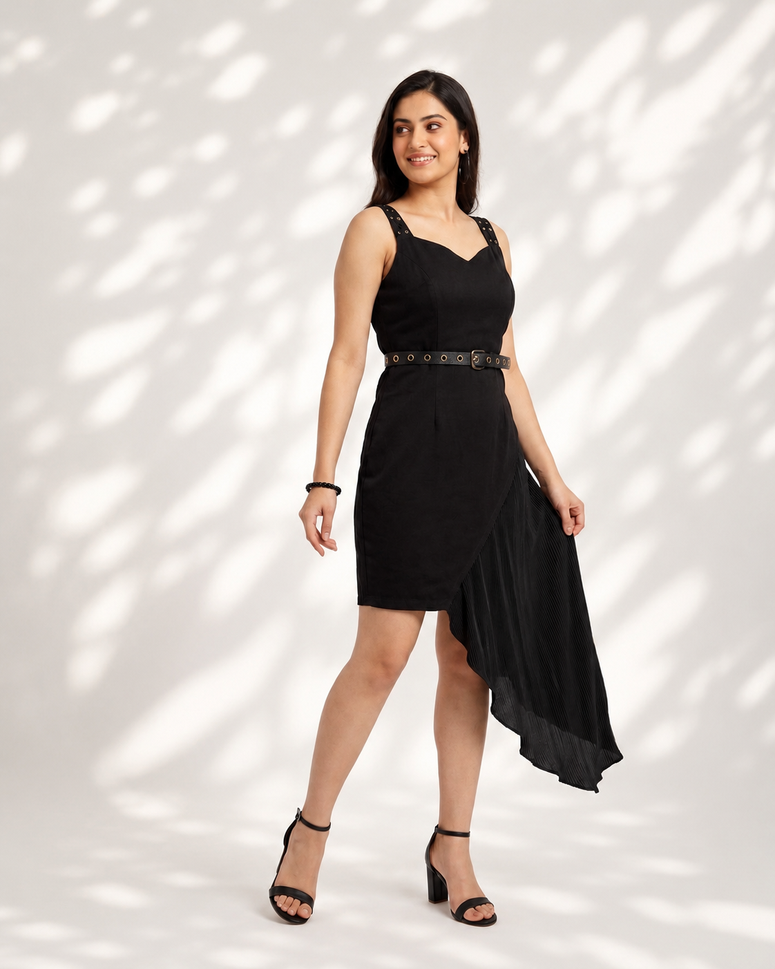PRISHA PLEATS DRESS - Black