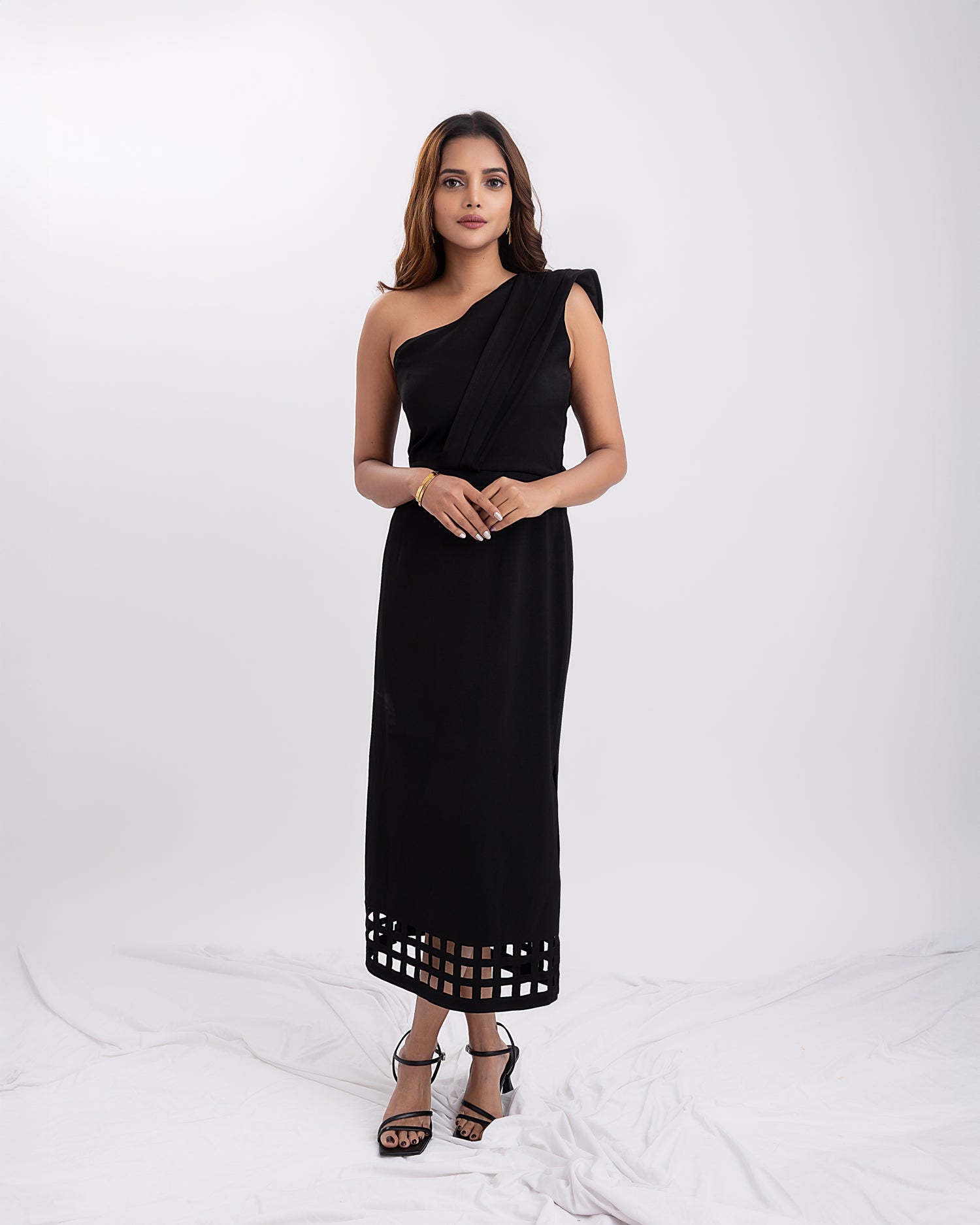 LARA ONE SHOULDER DRESS - Black