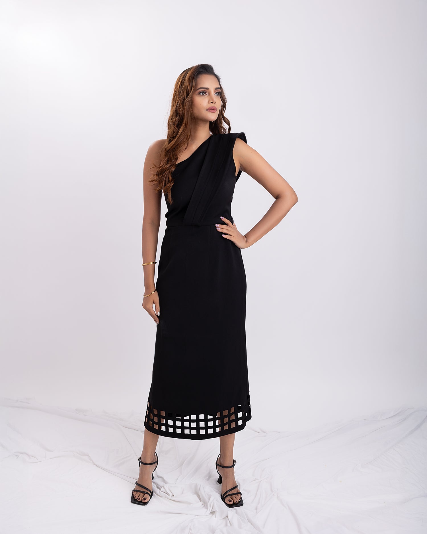 LARA ONE SHOULDER DRESS - Black